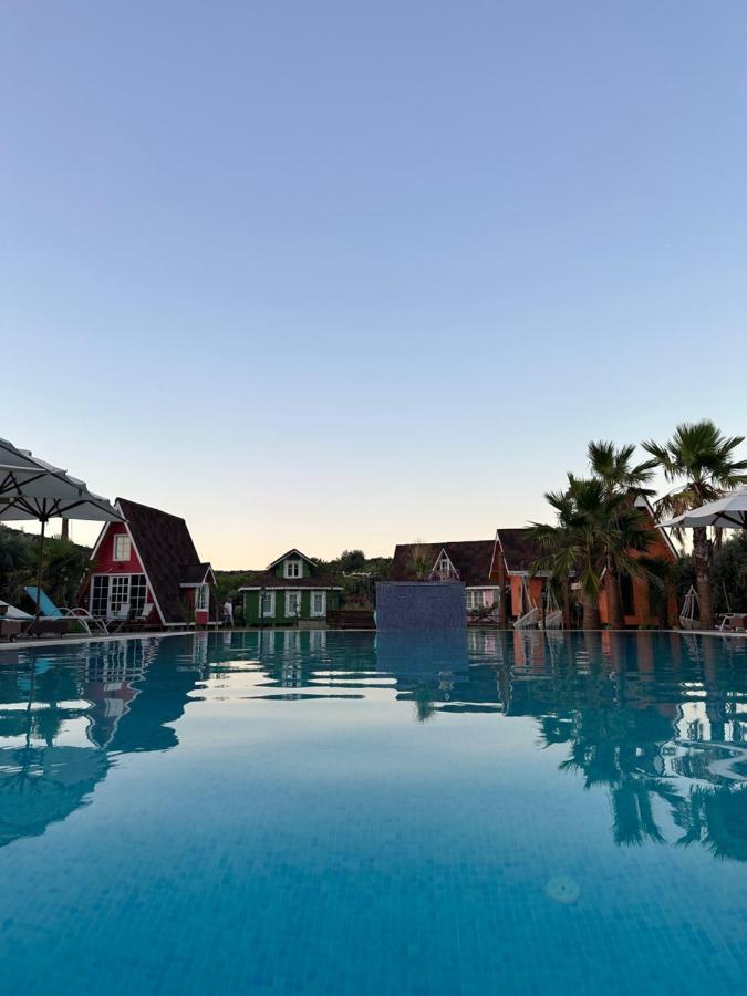 Seyyah Cafe Bungalows Aliaga Exteriér fotografie
